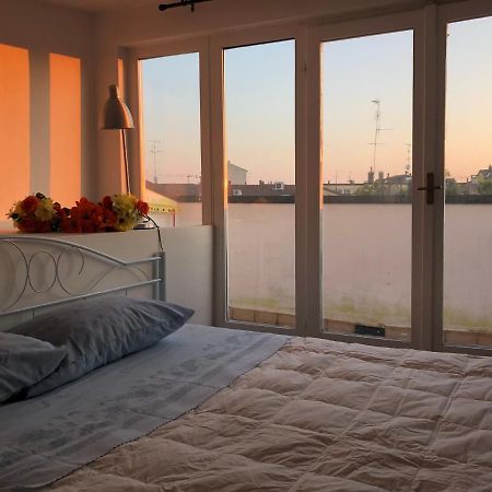 Charming 1-Bed Apartment In Milano Eksteriør bilde